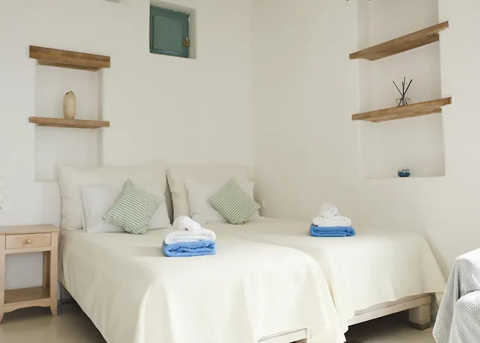 Mykonos Pantheon Lägenhetshotell 4*