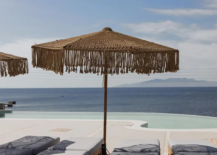 Mykonos Pantheon Lägenhetshotell 4*