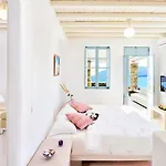 Ξενοδοχείο με διαμερίσματα Mykonos Pantheon