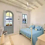 Mykonos Pantheon Καλό Λιβάδι