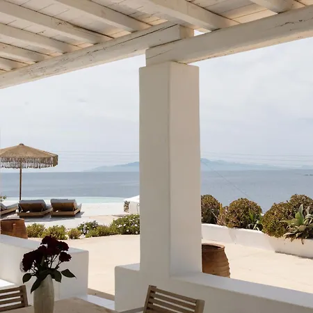Mykonos Pantheon Ξενοδοχείο με διαμερίσματα 4*