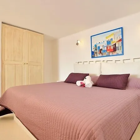 מלון דירות Mykonos Pantheon 4*