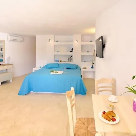 Mykonos Pantheon 4* קאלו ליבאדי