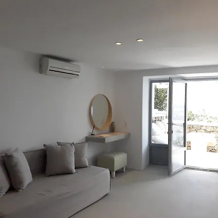 Mykonos Pantheon Aparthotel 4*