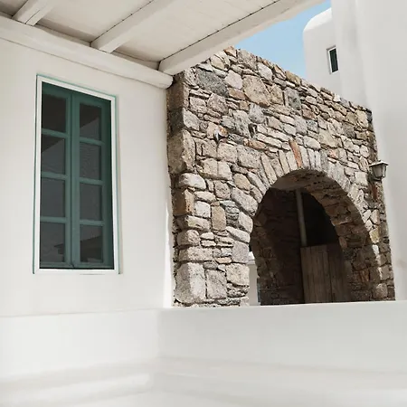 Mykonos Pantheon Aparthotel 4*