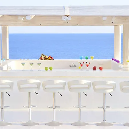 Lägenhetshotell Mykonos Pantheon 4*